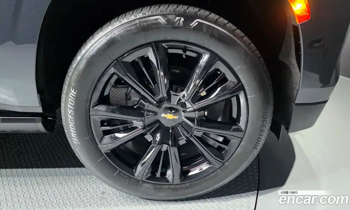 Chevrolet Tahoe 2022 6.2 Автомат в Москве № 1238407, фото 5