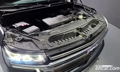 Chevrolet Tahoe 2022 6.2 Автомат в Москве № 1238407, миниатюра 6