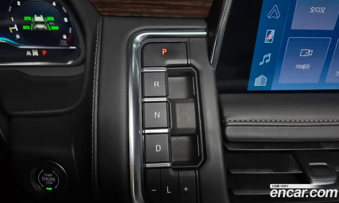 Chevrolet Tahoe 2022 6.2 Автомат в Москве № 1238407, фото 9