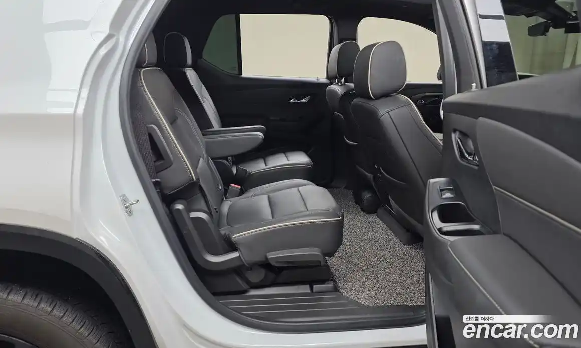 Chevrolet Traverse 2022 3.6 Автомат в Москве № 1238443, фото 12