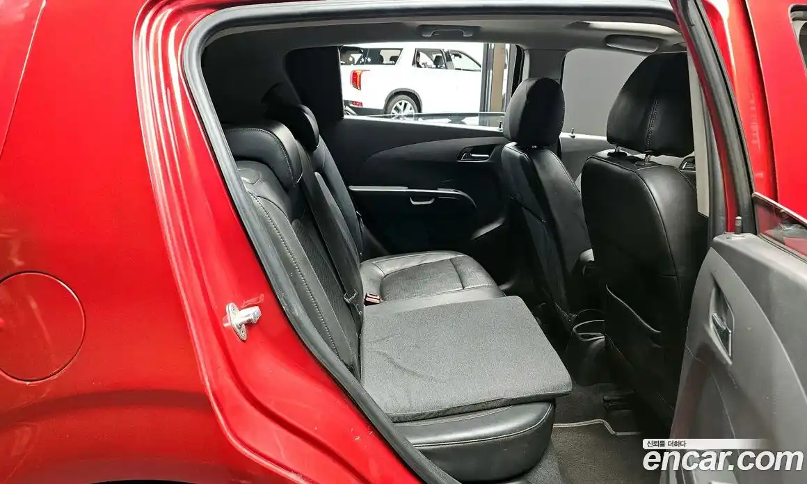 Chevrolet Aveo 2011 1.6 Автомат в Москве № 1238574, фото 11