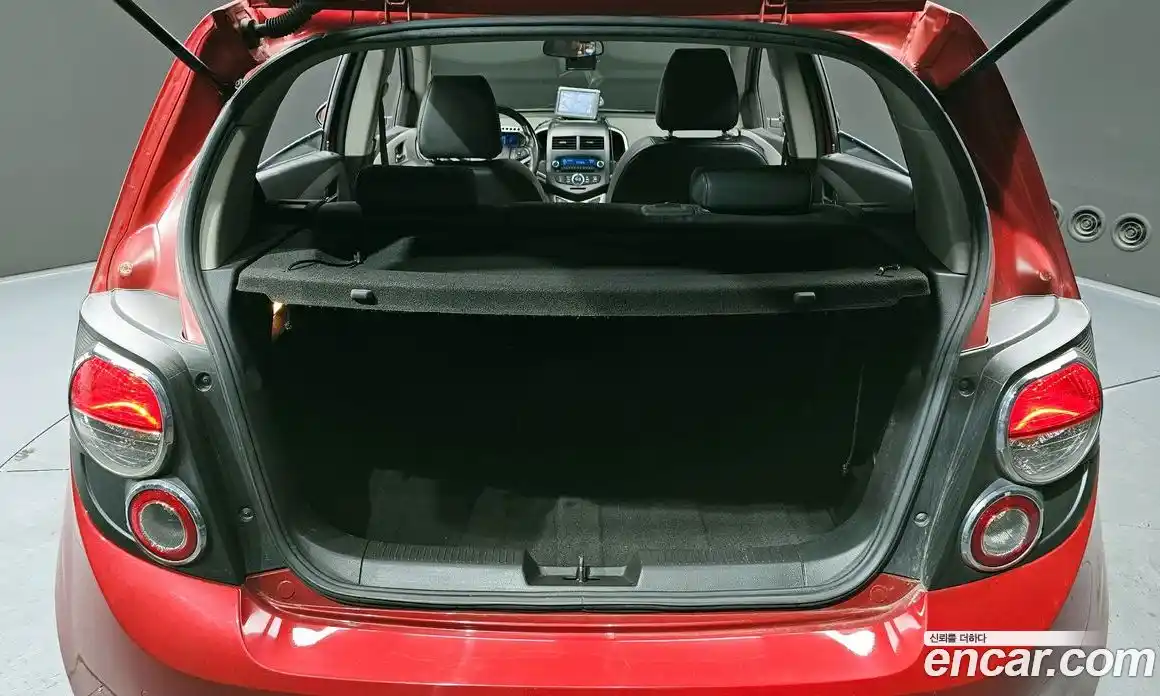 Chevrolet Aveo 2011 1.6 Автомат в Москве № 1238574, фото 20