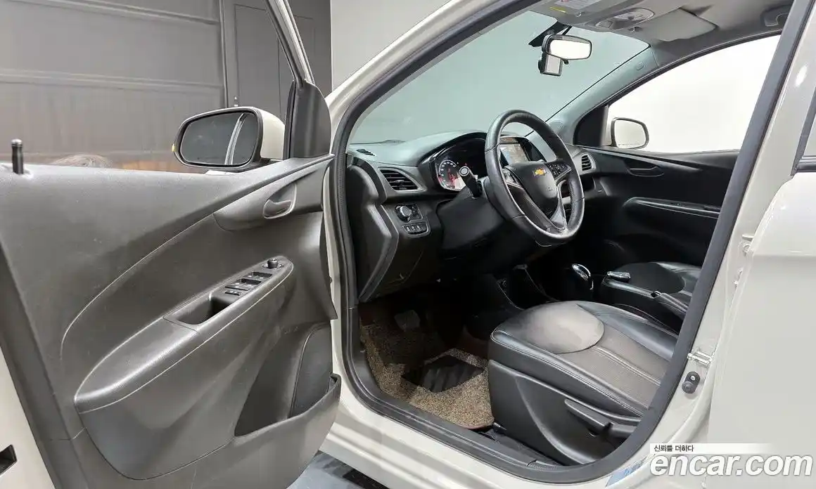 Chevrolet Spark 2018 1.0 гидро в Москве № 1238597, фото 11