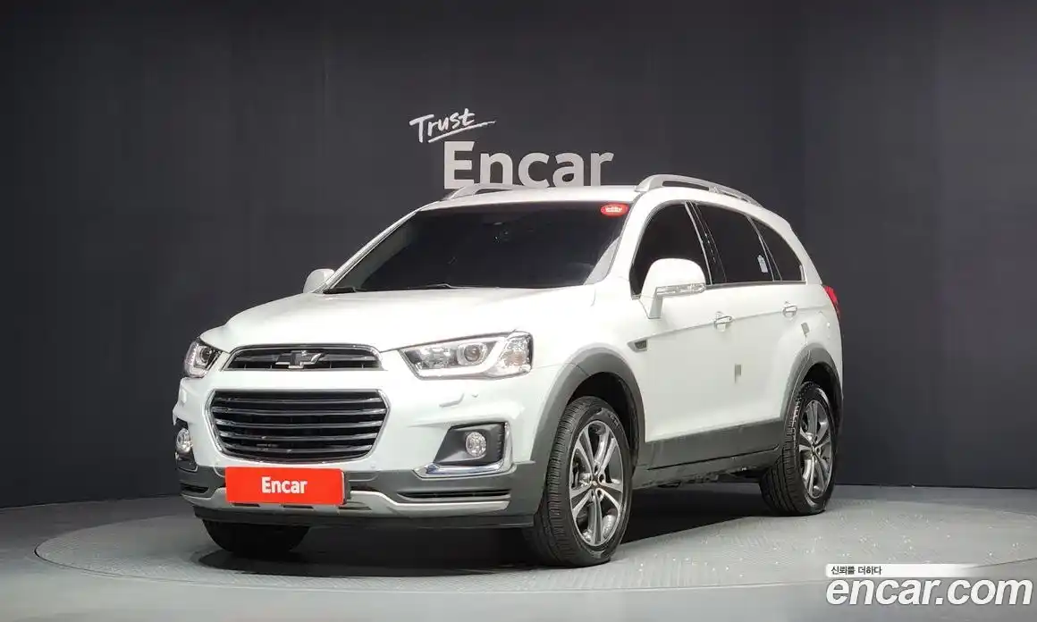 Chevrolet Captiva 2017 2.0 Автомат в Москве № 1238642, фото 1