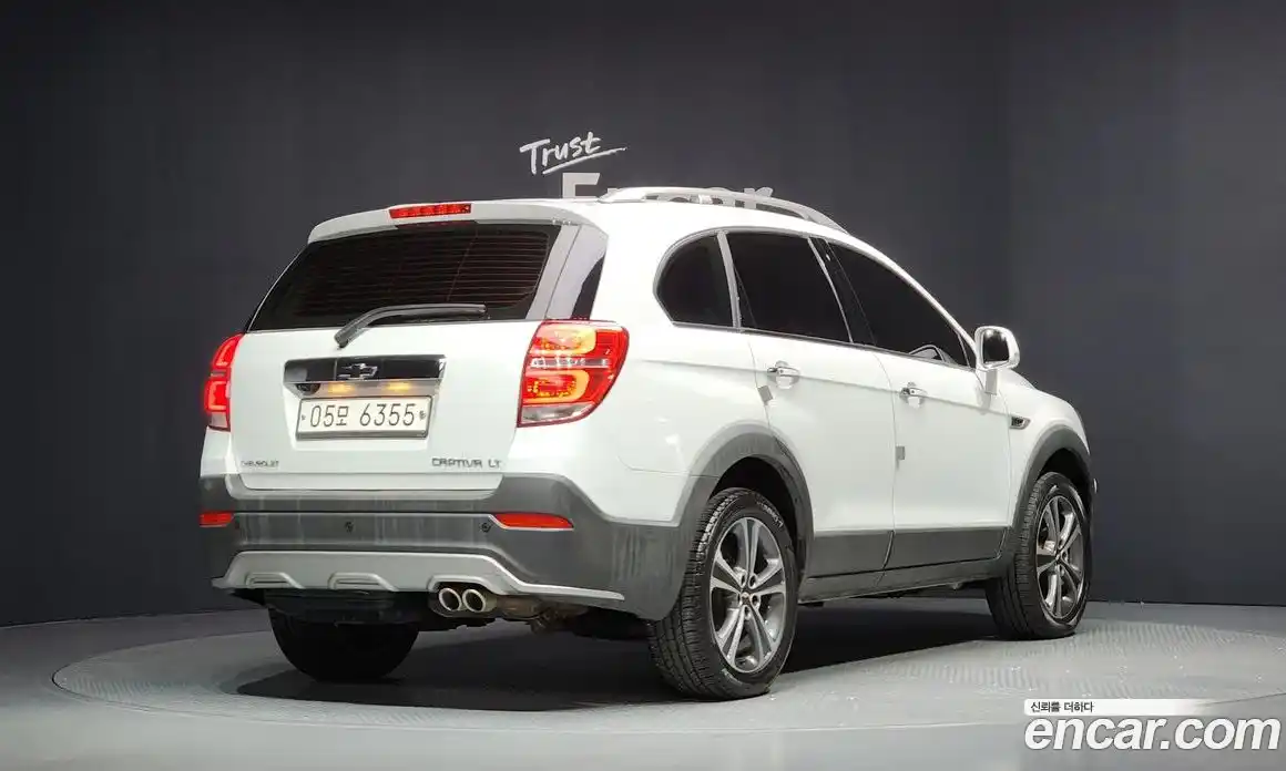 Chevrolet Captiva 2017 2.0 Автомат в Москве № 1238642, фото 2