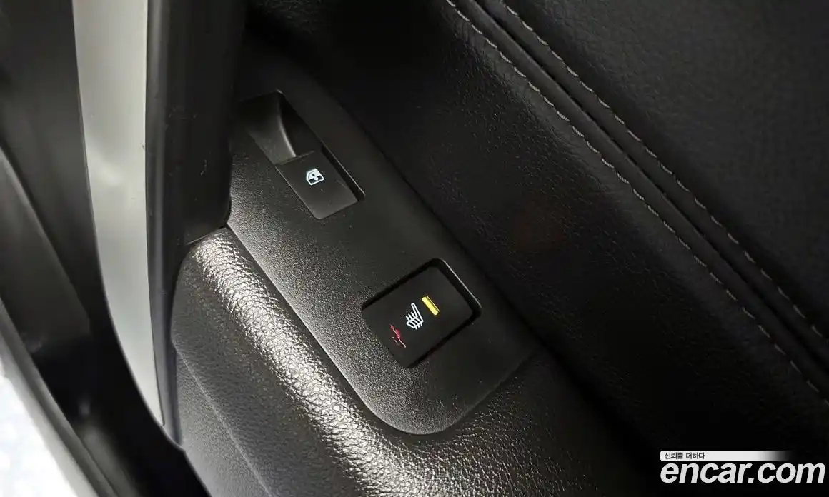 Chevrolet Captiva 2015 2.2 Автомат в Москве № 1238876, фото 17