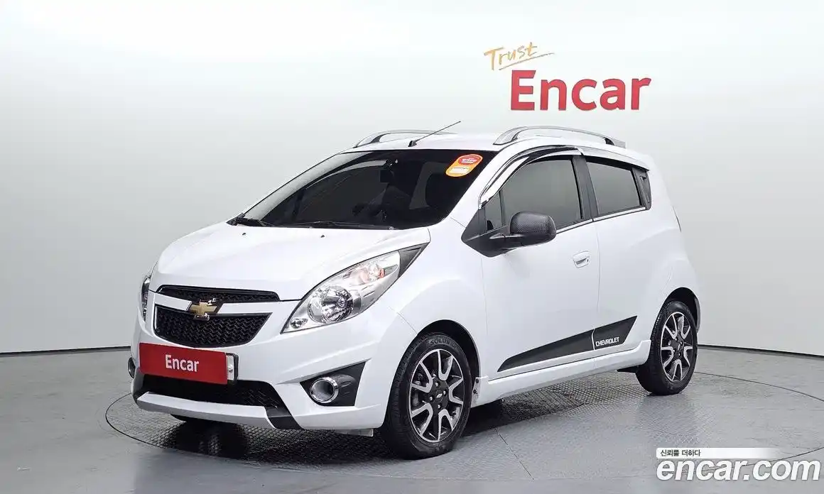 Chevrolet Spark 2012 1.0 гидро в Москве № 1238995, фото 1
