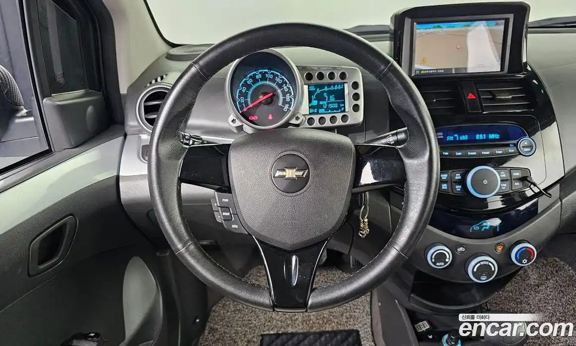 Chevrolet Spark 2012 1.0 гидро в Москве № 1238995, фото 14