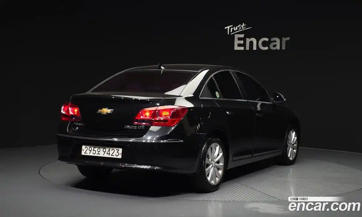 Chevrolet Cruze 2015 1.8 Автомат в Москве № 1239009, фото 2