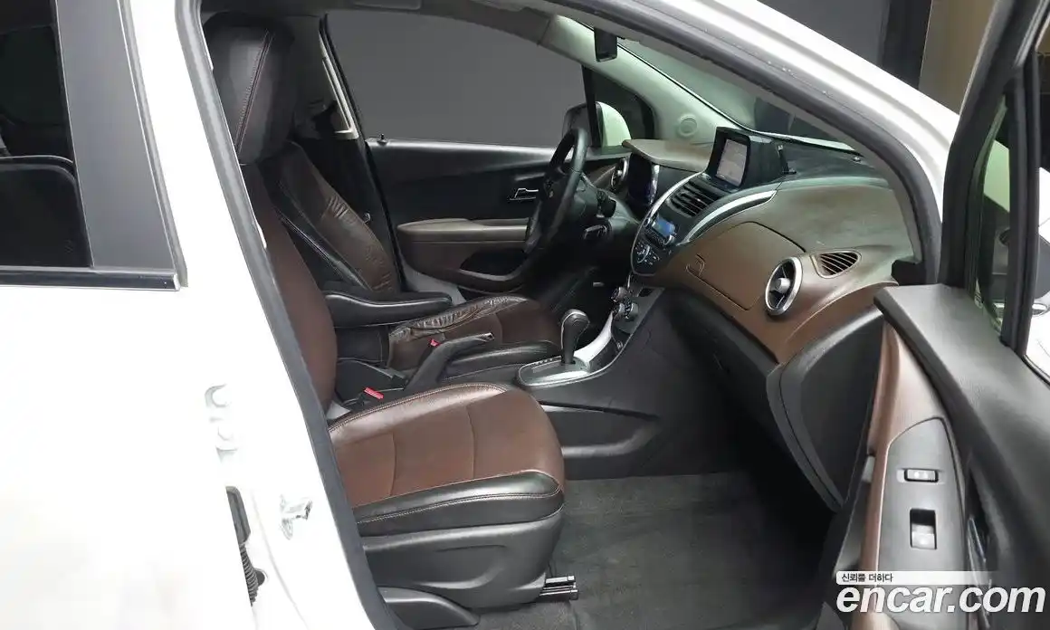 Chevrolet Trax 2014 1.4 Автомат в Москве № 1239045, фото 11