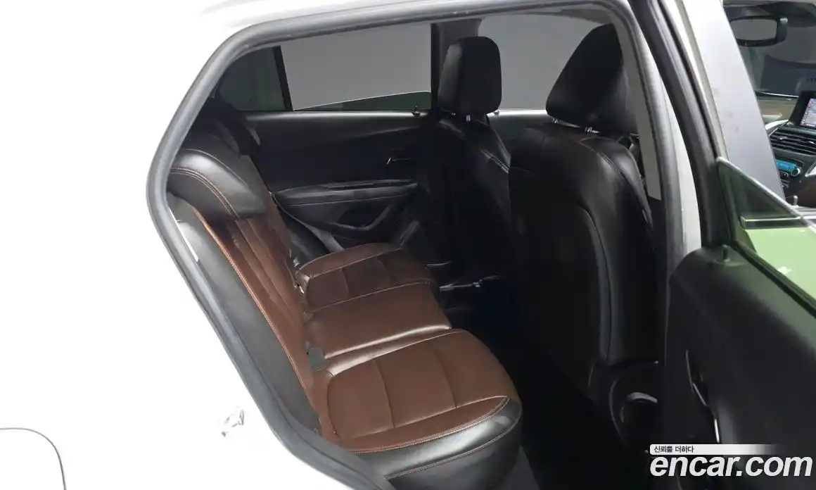 Chevrolet Trax 2014 1.4 Автомат в Москве № 1239045, фото 12