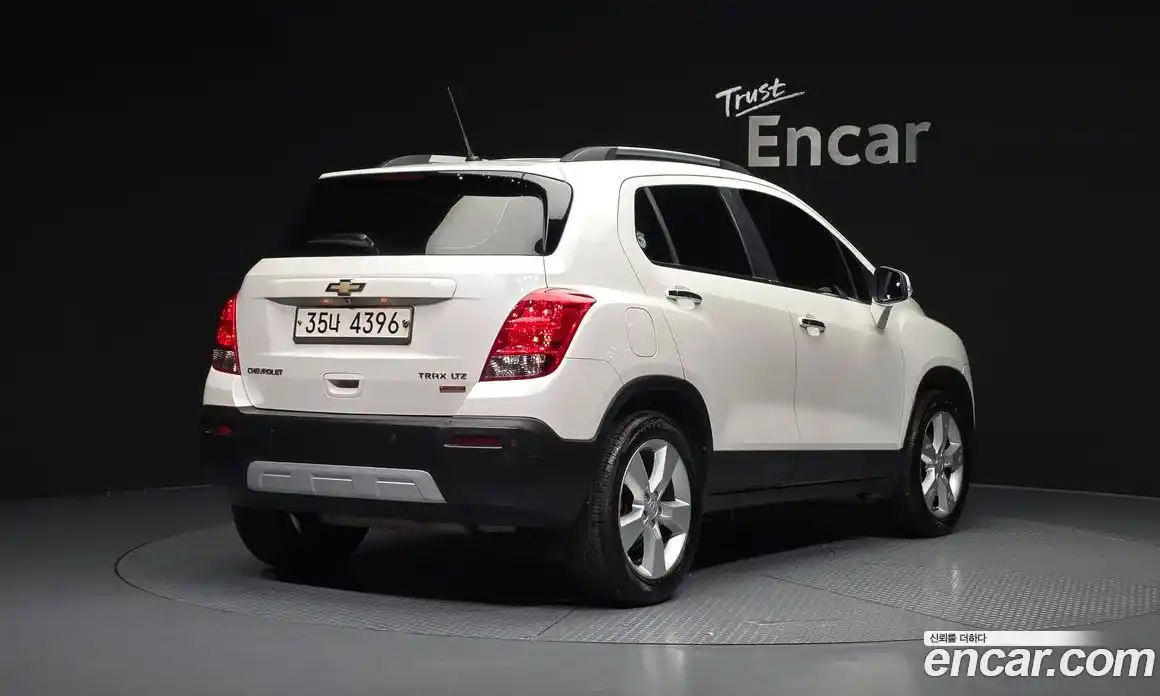 Chevrolet Trax 2014 1.4 Автомат в Москве № 1239045, фото 2