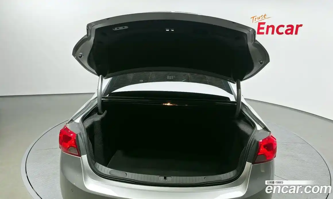 Chevrolet Impala 2016 2.5 Автомат в Москве № 1239098, фото 20