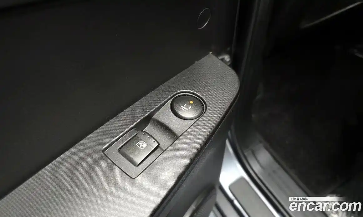 SsangYong Korando 2016 2.0 Автомат в Москве № 1242084, фото 18