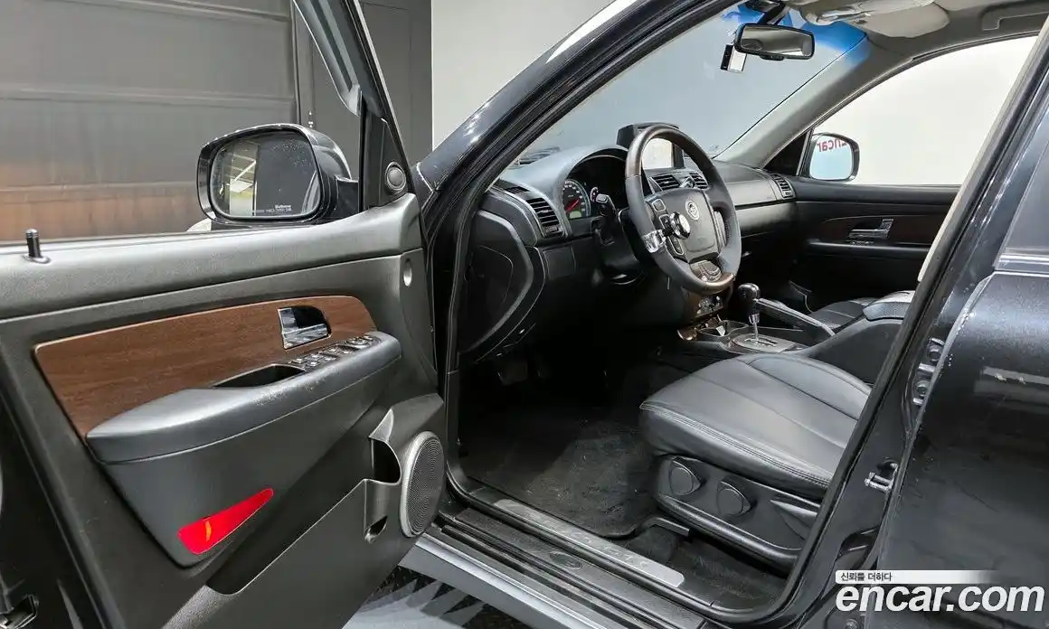 SsangYong Rexton 2013 2.0 Автомат в Москве № 1242154, фото 11