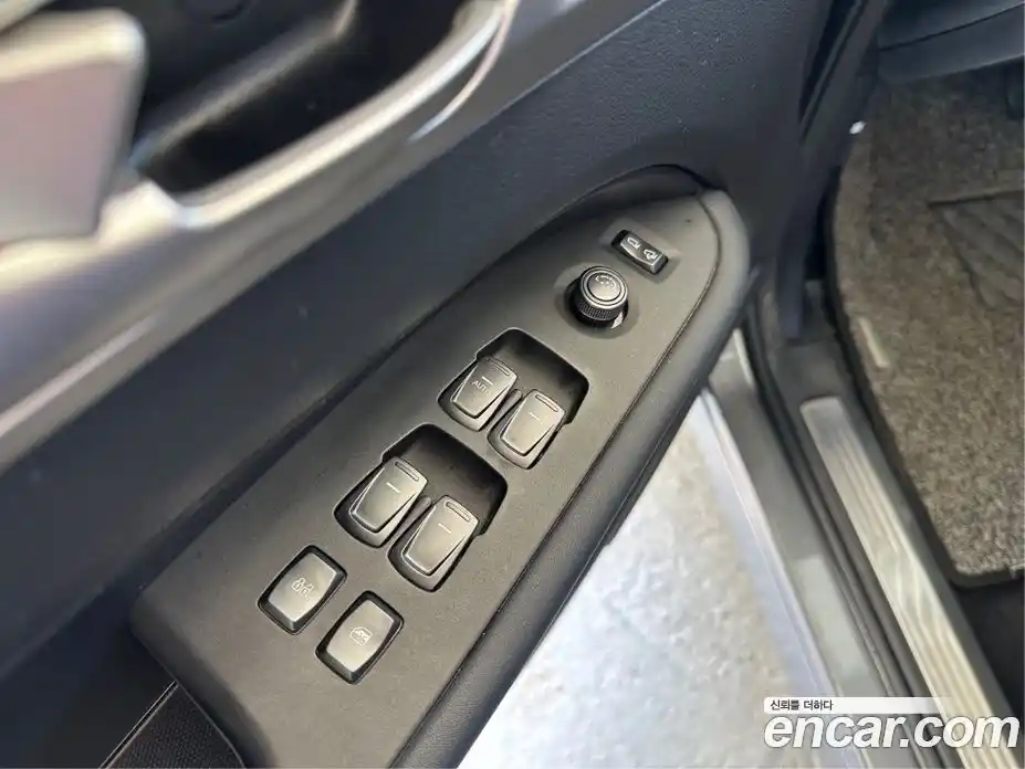 SsangYong Rexton 2018 2.2 Автомат в Москве № 1242203, фото 15