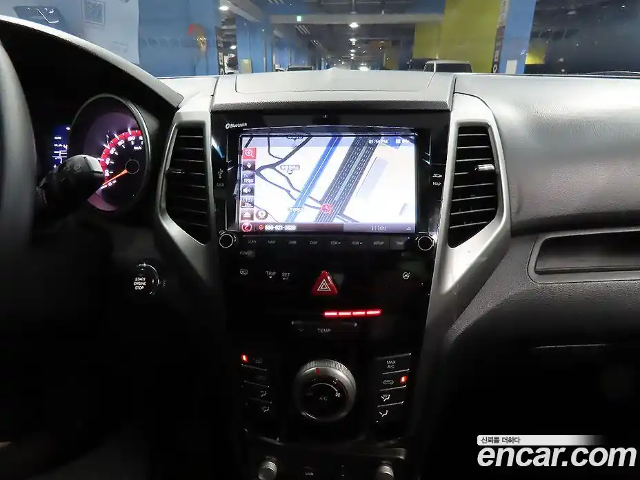 SsangYong TIBOLI 2015 1.6 Автомат в Москве № 1242213, фото 11