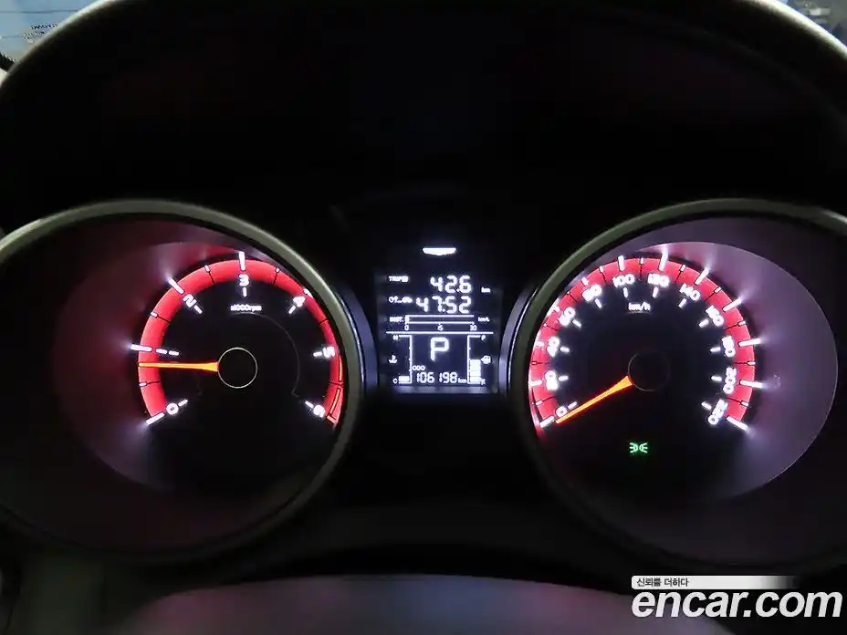 SsangYong TIBOLI 2015 1.6 Автомат в Москве № 1242213, фото 8