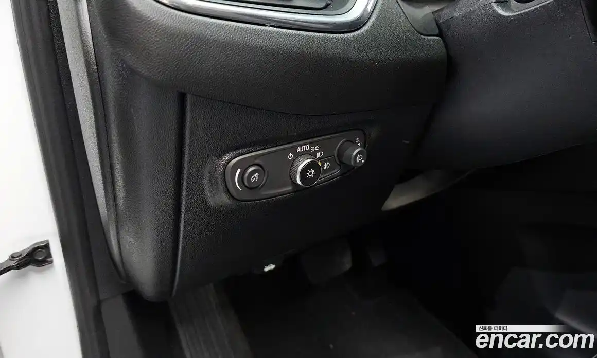 Chevrolet Equinox 2019 1.6 Автомат в Москве № 1242343, фото 18