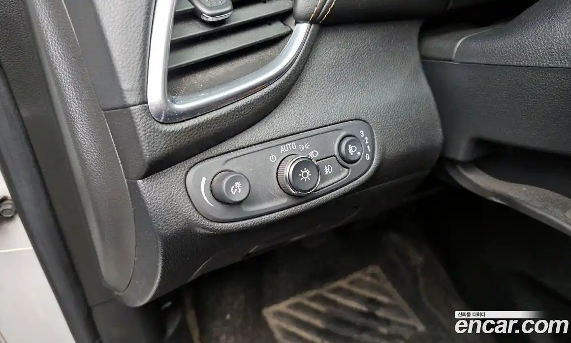 Chevrolet Trax 2017 1.4 Автомат в Москве № 36676, фото 18