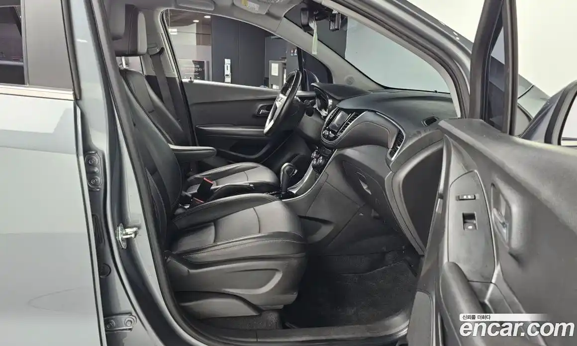 Chevrolet Trax 2019 1.4 гидро в Москве № 42256, фото 11