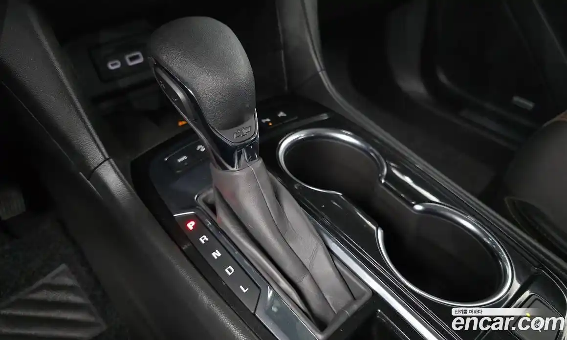 Chevrolet Equinox 2022 1.5 гидро в Москве № 454852, фото 8