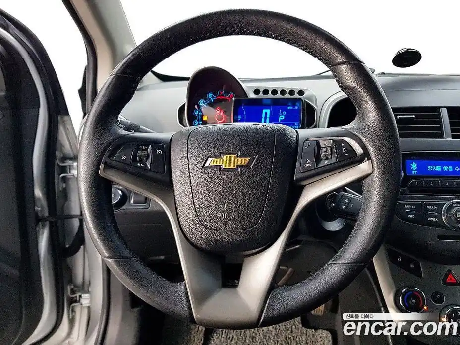 Chevrolet Aveo 2014 1.6 гидро в Москве, фото 13