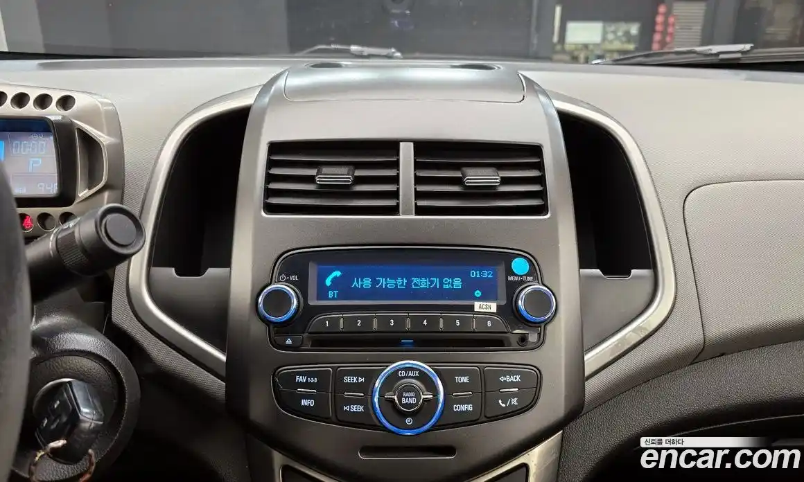 Chevrolet Aveo 2014 1.6 гидро в Москве № 104817, фото 15