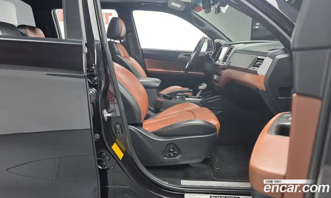 SsangYong Rexton 2019 2.2 Автомат в Москве № 1231971, фото 9