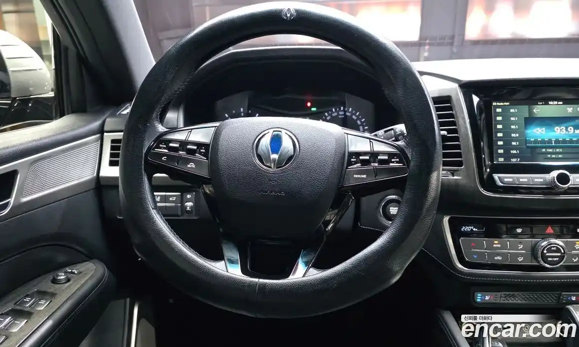 SsangYong Rexton 2017 2.2 Автомат в Москве № 1232020, фото 13