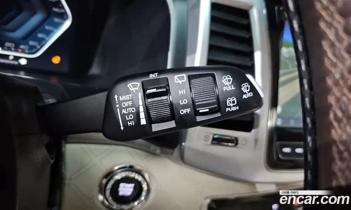 SsangYong Rexton 2022 2.2 Автомат в Москве № 1232055, фото 15