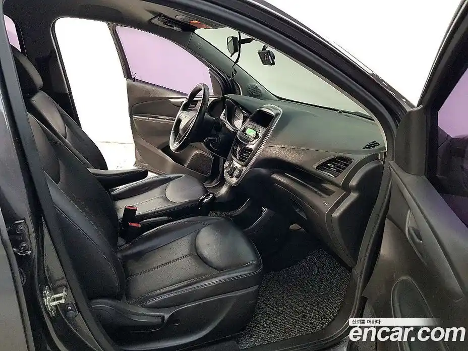 Chevrolet Spark 2016 1.0 гидро в Москве, фото 15