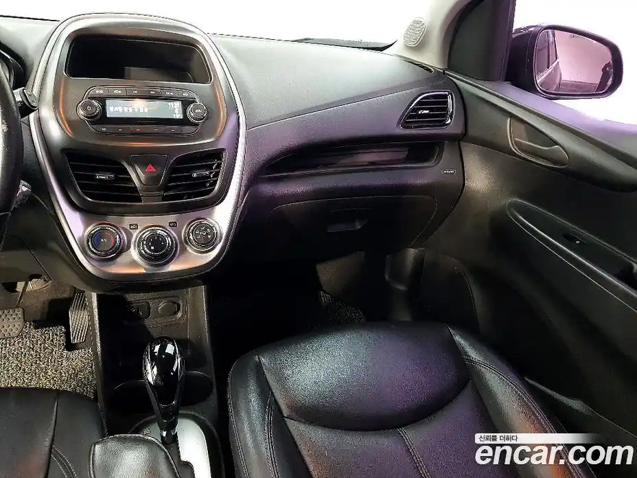 Chevrolet Spark 2016 1.0 гидро в Москве, фото 9