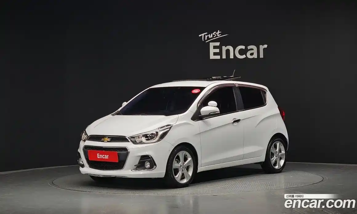 Chevrolet Spark 2015 1.0 гидро в Москве № 1233893, фото 1