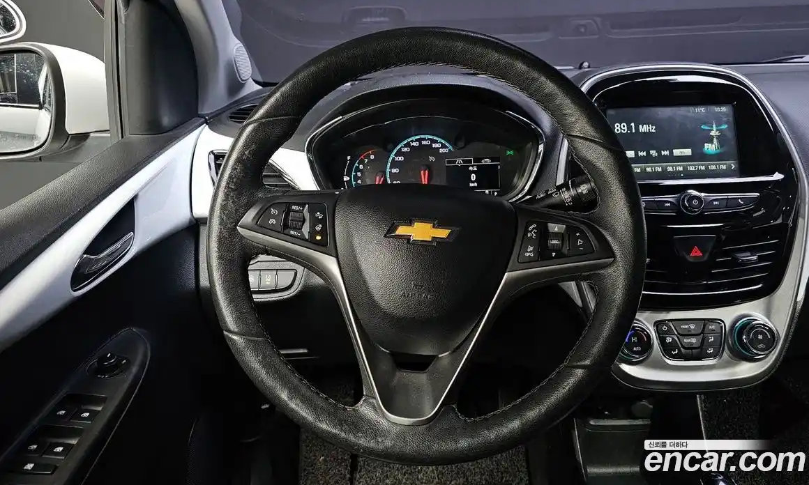 Chevrolet Spark 2015 1.0 гидро в Москве № 1233893, фото 13