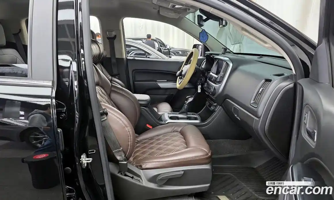 Chevrolet Colorado 2022 3.6 Автомат в Москве № 1233899, фото 11