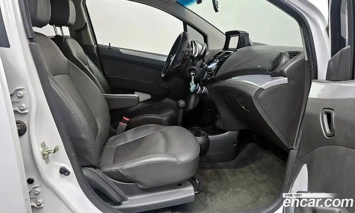 Chevrolet Spark 2014 1.0 гидро в Москве № 1234008, фото 11