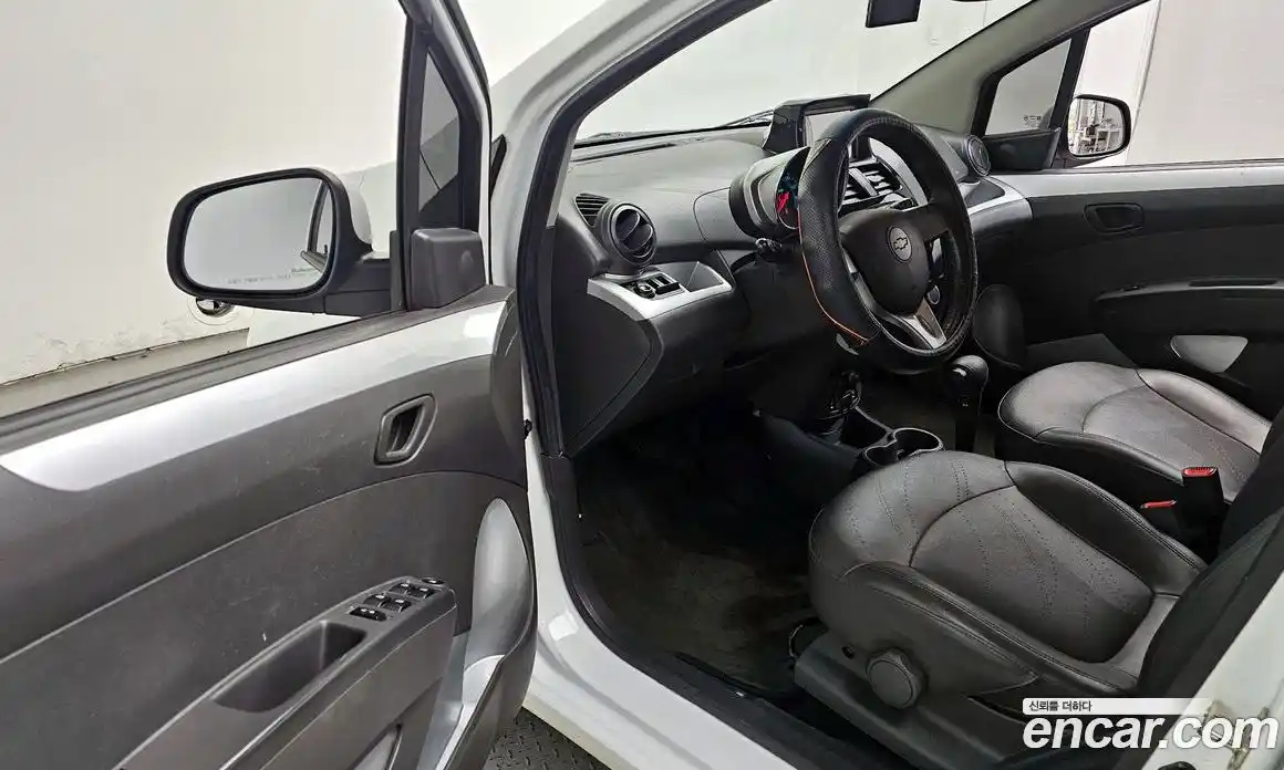 Chevrolet Spark 2014 1.0 гидро в Москве № 1234008, фото 10