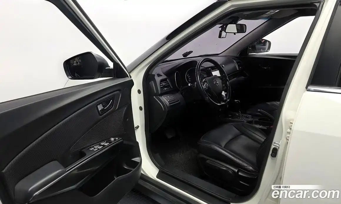 SsangYong TIBOLI 2016 1.6 гидро в Москве № 1234481, фото 10