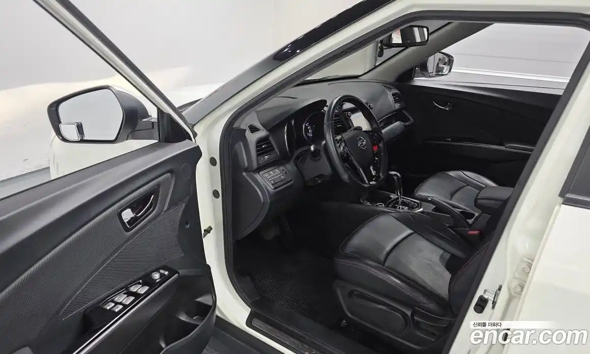 SsangYong TIBOLI 2017 1.6 гидро в Москве, фото 11