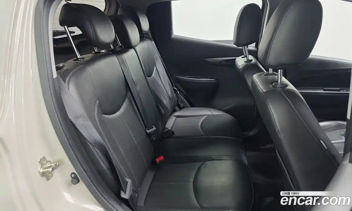 Chevrolet Spark 2016 1.0 гидро в Москве, фото 12