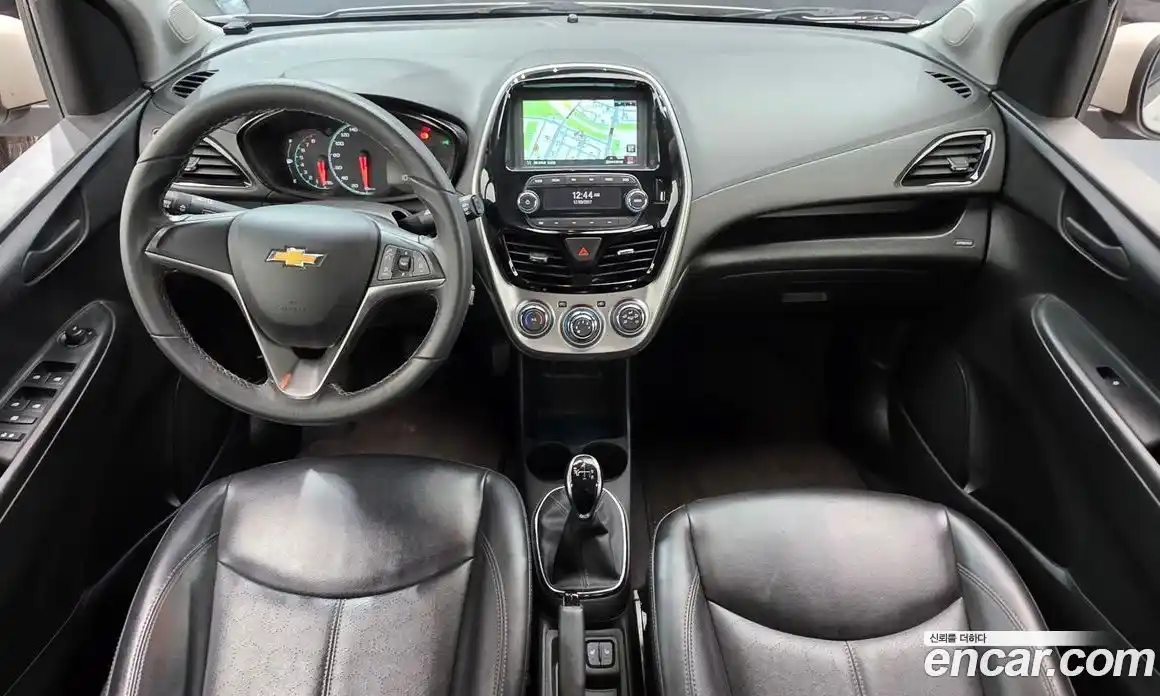 Chevrolet Spark 2016 1.0 гидро в Москве, фото 7