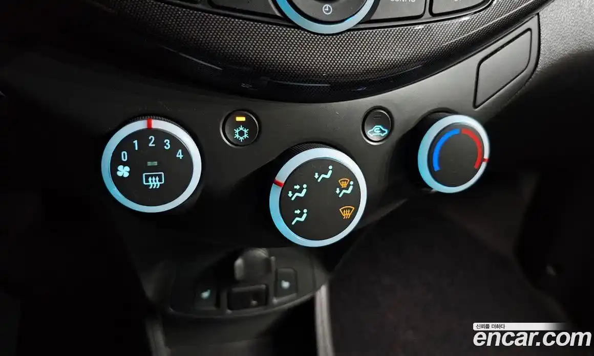 Chevrolet Spark 2014 1.0 гидро в Москве № 1235334, фото 15