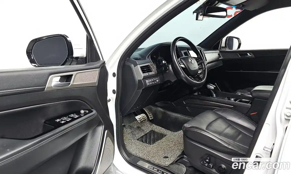 SsangYong Rexton 2018 2.2 Автомат в Москве № 1237792, фото 11