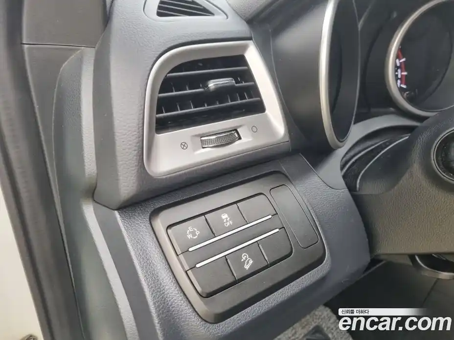 SsangYong TIBOLI 2019 1.6 гидро в Москве, фото 16