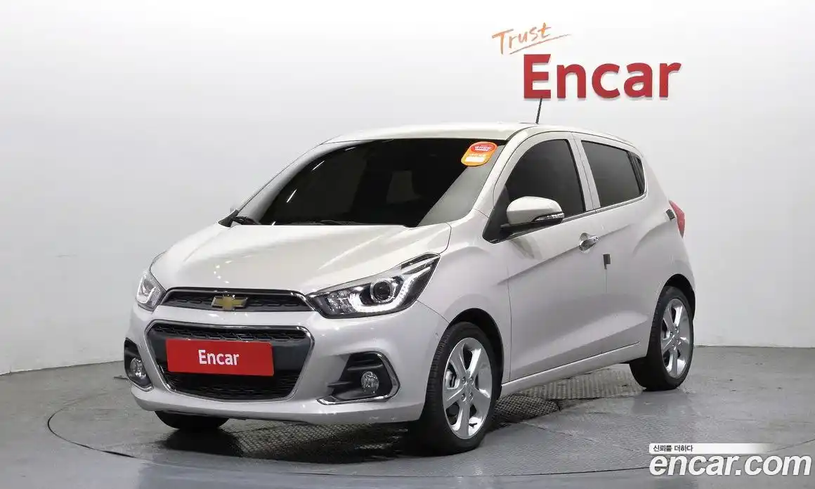 Chevrolet Spark 2016 1.0 гидро в Москве № 1238420, фото 1