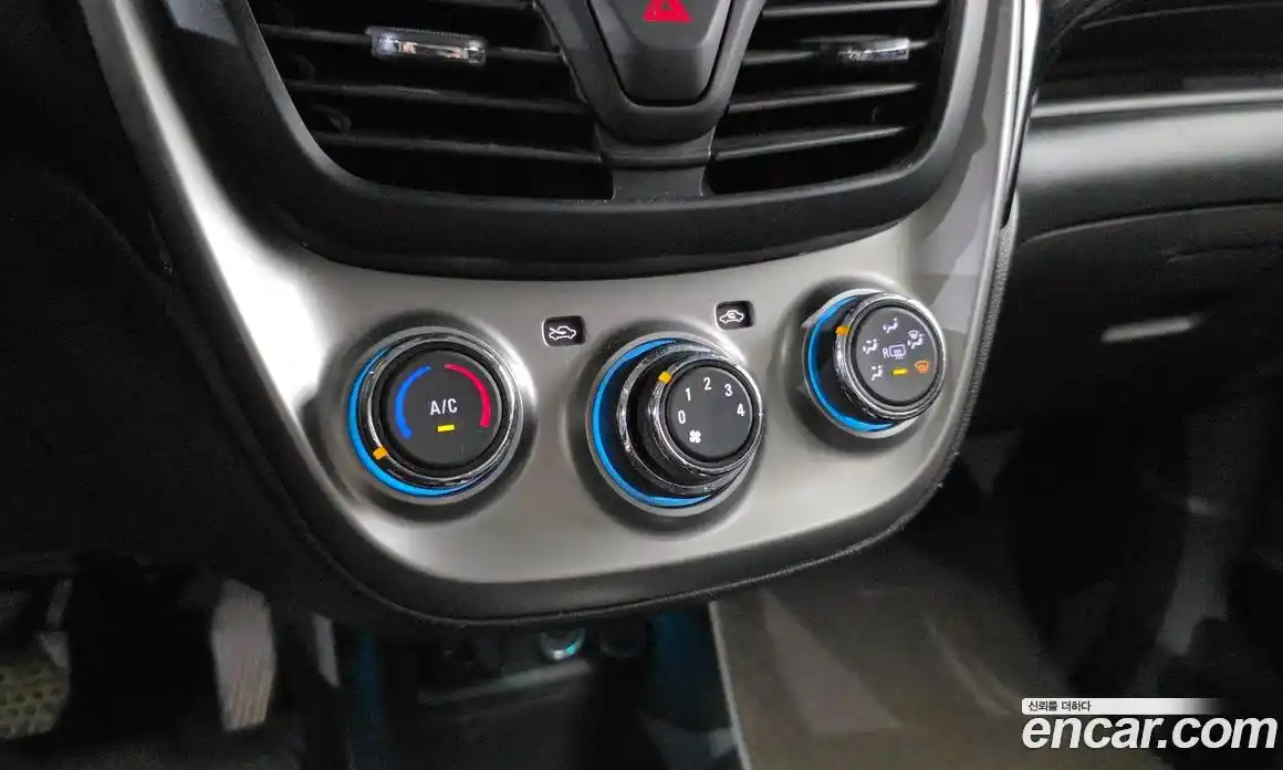 Chevrolet Spark 2016 1.0 гидро в Москве № 1238420, фото 17