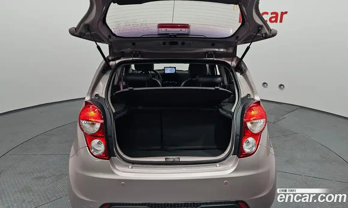 Chevrolet Spark 2013 1.0 гидро в Москве № 1238437, фото 20