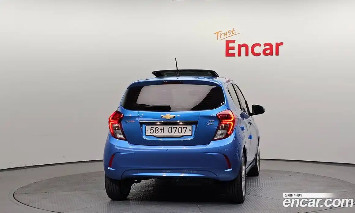 Chevrolet Spark 2016 1.0 Автомат в Москве № 1239776, фото 4