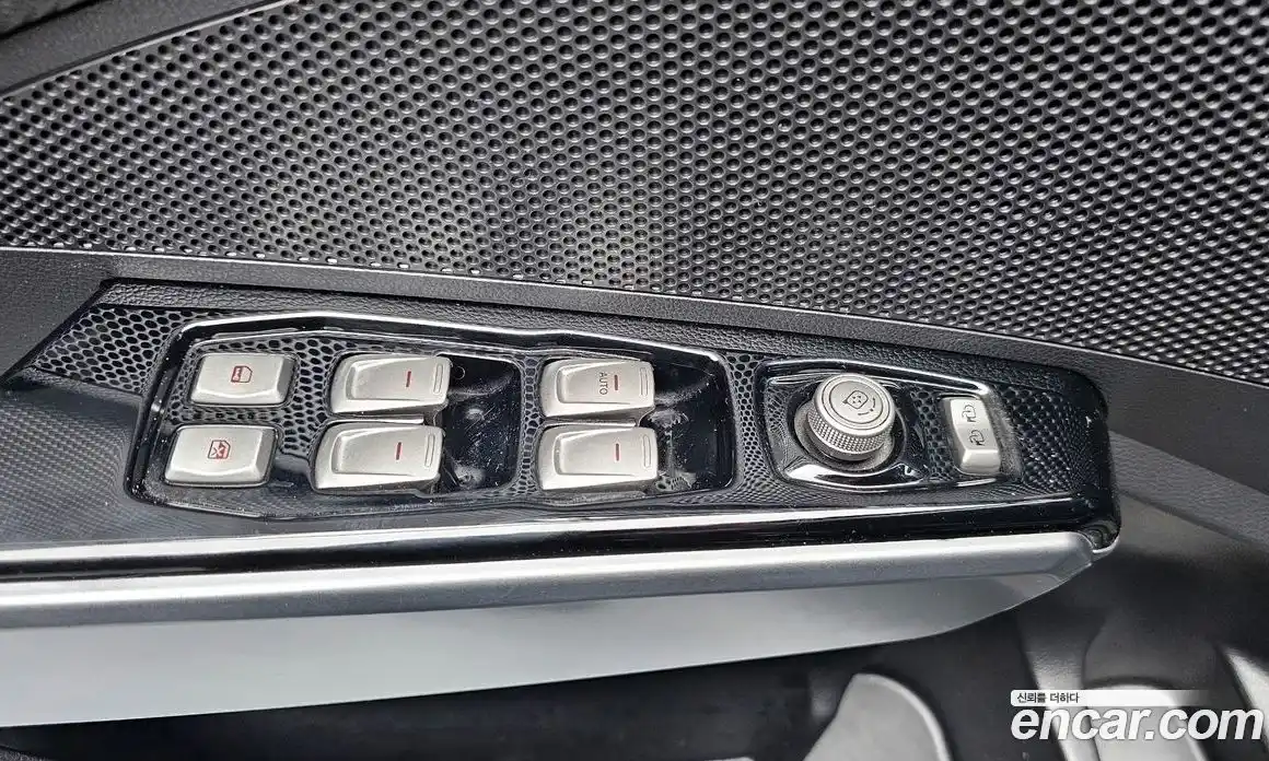 SsangYong TIBOLI 2019 1.6 Автомат в Москве № 1242060, фото 14